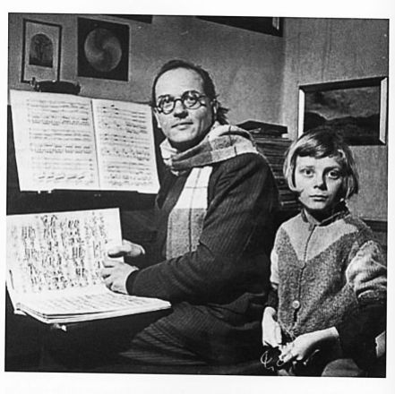 Olivier Messiaen co seu fillo ( París, 1944)